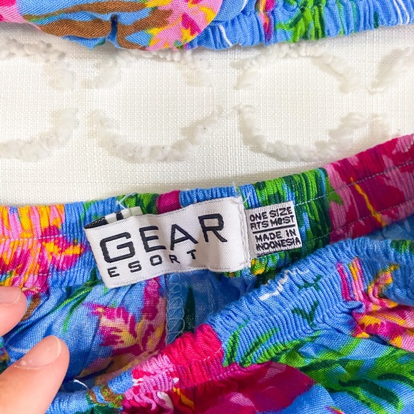 Two piece Set - Picture 3 of 3